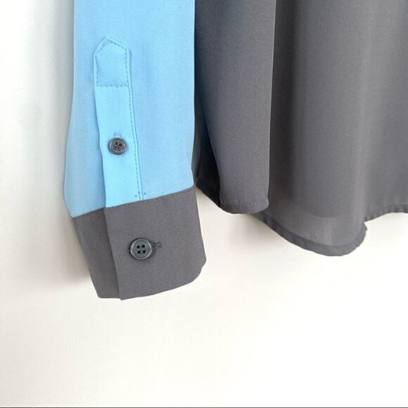 New York & Company 1/2  button down shirt with long sleeves - Picture 3 of 10